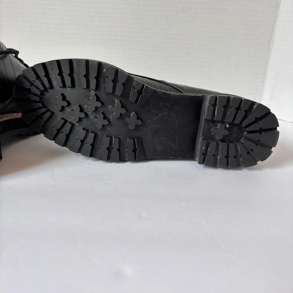 Steve Madden Women's Terri Derby Platform SZ 5.5 Black Crocodile Print Shoe